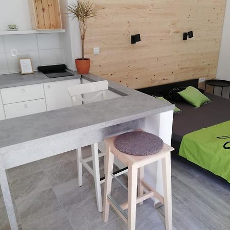 사모볼 Studio Apartman Fleiss 아파트 외부 사진