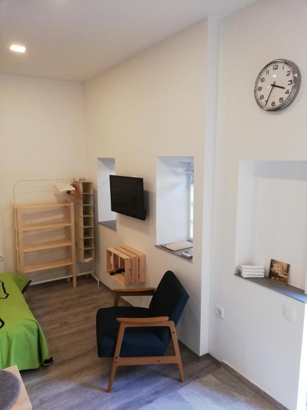 사모볼 Studio Apartman Fleiss 아파트 외부 사진