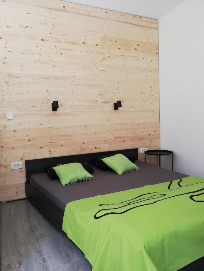 사모볼 Studio Apartman Fleiss 아파트 외부 사진