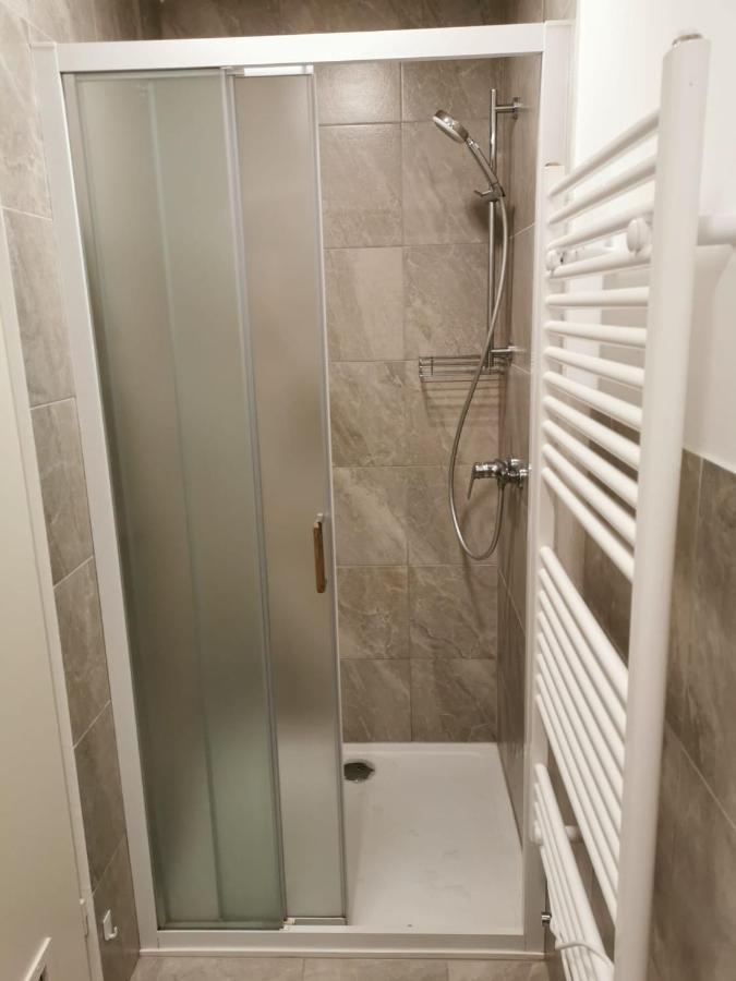 사모볼 Studio Apartman Fleiss 아파트 외부 사진